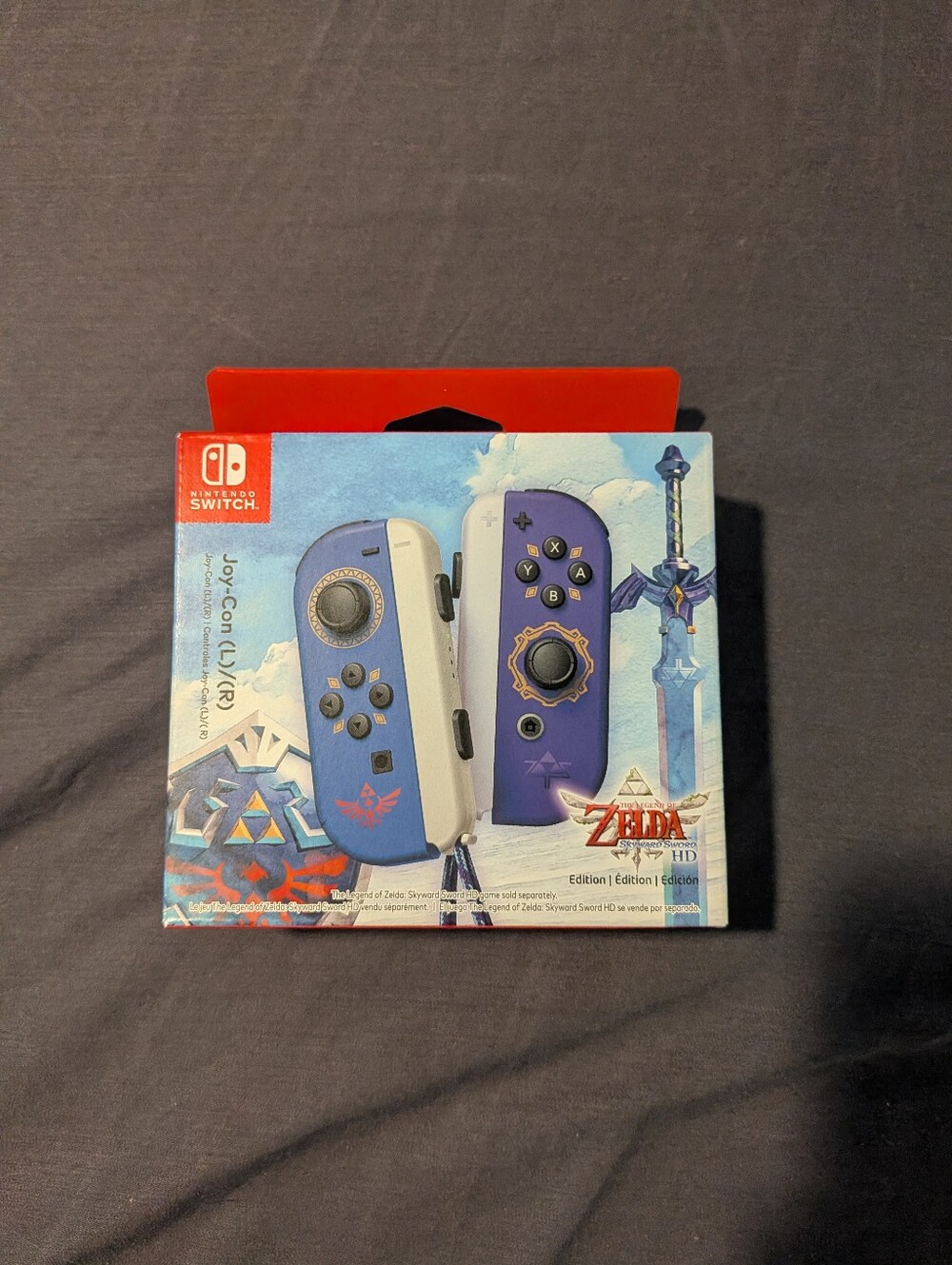 Nintendo Switch Joy-Con Set [ The Legend of Zelda Skyward Sword HD Edition ] NEW